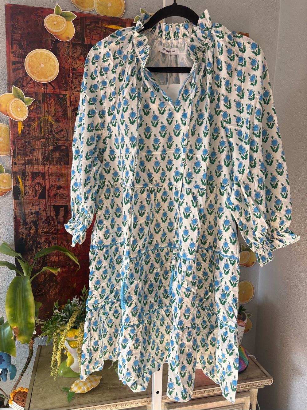 NWT Wenrine Floral Tie-Neck Tiered Dress Size M